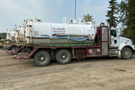 foothills_vacuumtruck1.JPG
